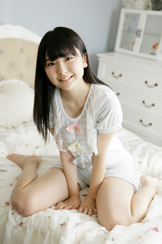 ボクの初めての彼女はグラビアアイドッル 藤井澪