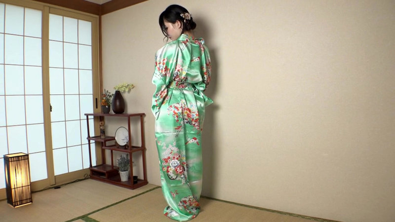 アイドル若妻 佐々野愛美